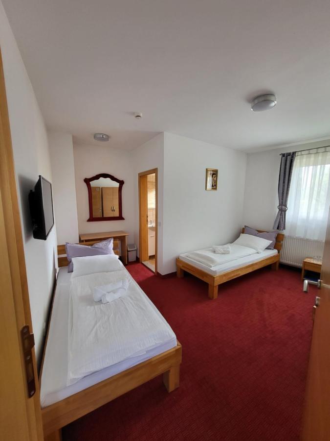 Nihad B&B Visoko Eksteriør bilde