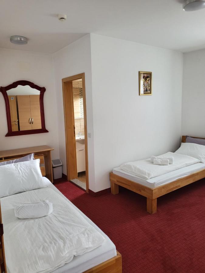 Nihad B&B Visoko Eksteriør bilde